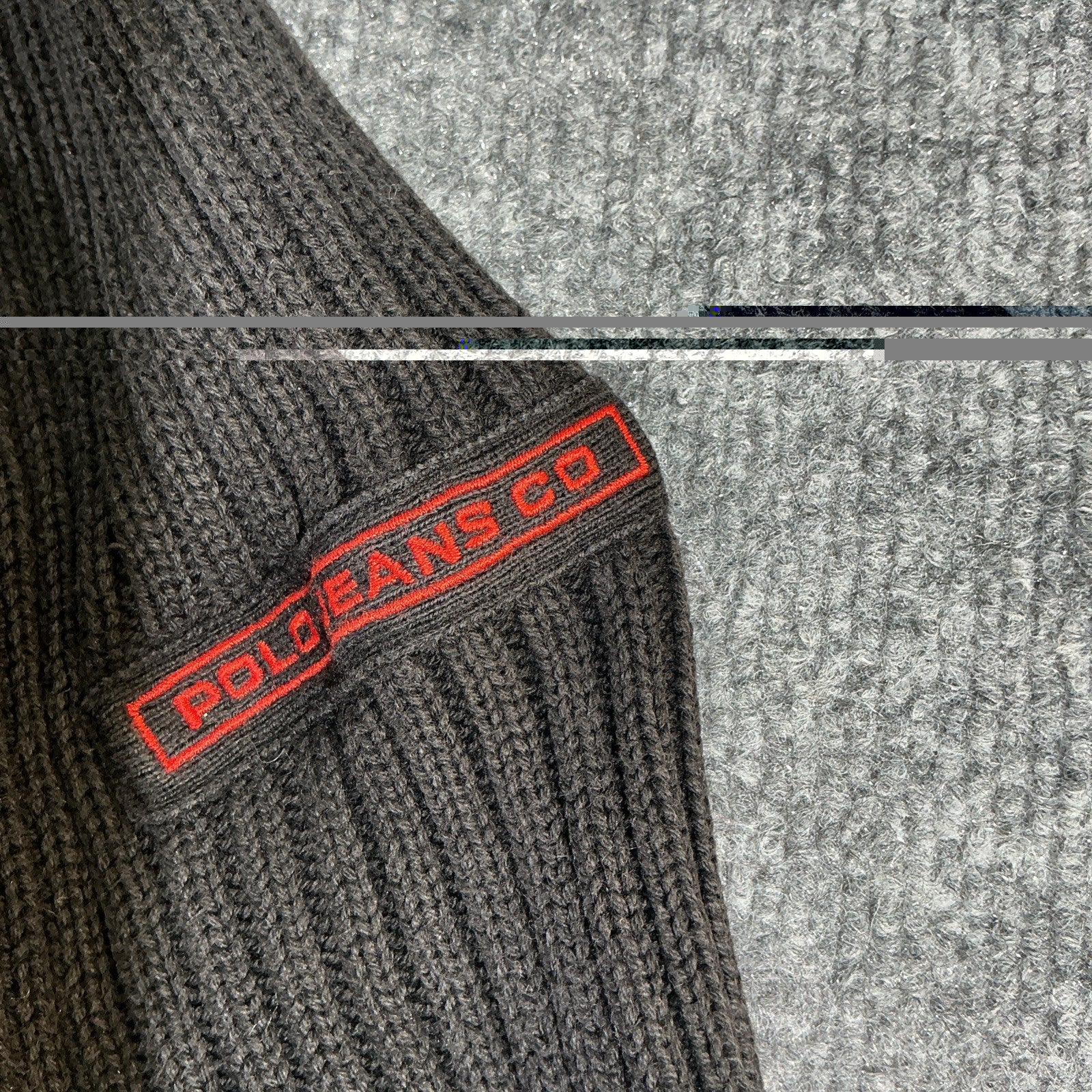 Black Victorinox Swiss crewneck sweater Size L