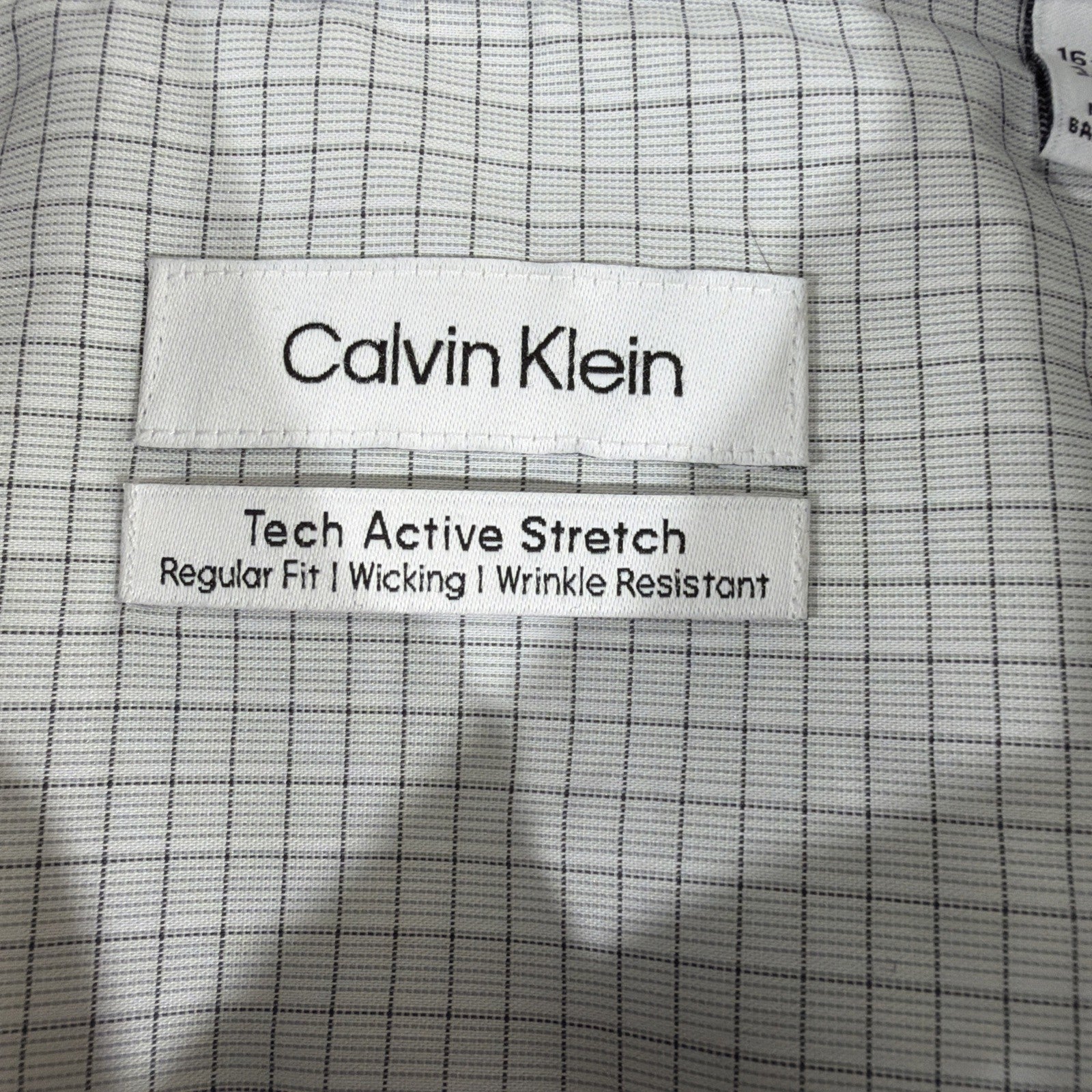 Calvin Klein Mens Wrinkle Free Fresh L/G Button-Up Shirt Urban Fashion Design